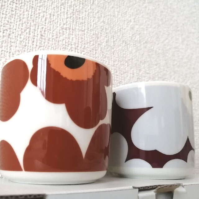 marimekko(マリメッコ)の新品！マリメッコ　ラテマグ　ウニッコ　チェスナット　オリーブ インテリア/住まい/日用品のキッチン/食器(グラス/カップ)の商品写真