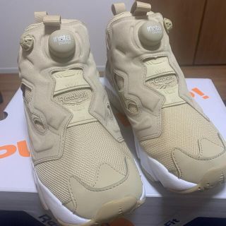 リーボック インスタポンプフューリー リーボック インスタポンプフューリー