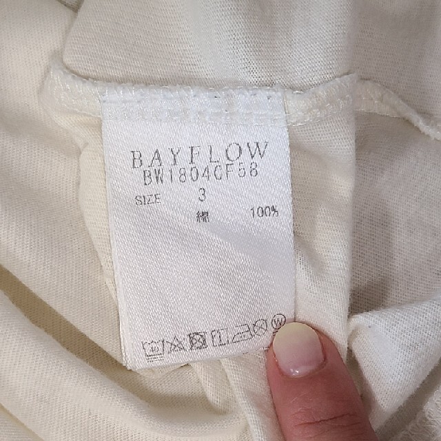 BAYFLOW(ベイフロー)の✴ユキ様☆　専用✴BAYFLOW　ベイフローレディース　Tシャツ　サイズ3 レディースのトップス(Tシャツ(半袖/袖なし))の商品写真