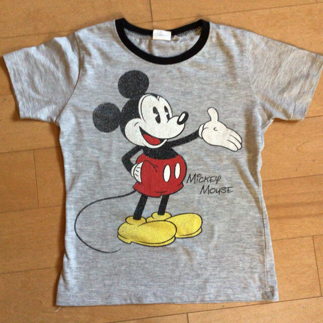 Disney(ディズニー)のディズニー　ミッキー　Tシャツ　12 キッズ/ベビー/マタニティのキッズ服男の子用(90cm~)(Tシャツ/カットソー)の商品写真