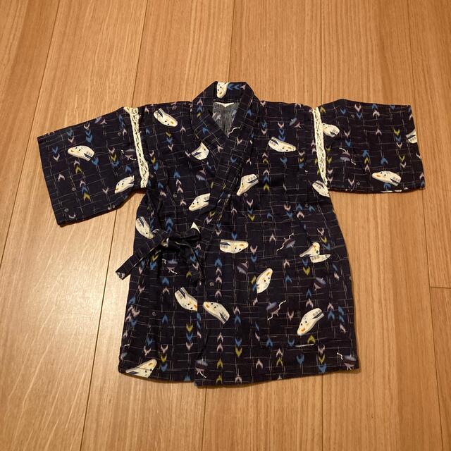 サンリオ(サンリオ)の美品 しんかんくん甚平　100cm キッズ/ベビー/マタニティのキッズ服男の子用(90cm~)(甚平/浴衣)の商品写真