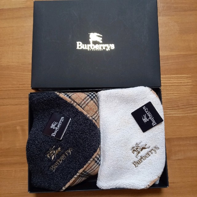 BURBERRY(バーバリー)のBURBERRY　バーバリー　ハンカチ　タオルハンカチ　2枚セット メンズのファッション小物(ハンカチ/ポケットチーフ)の商品写真