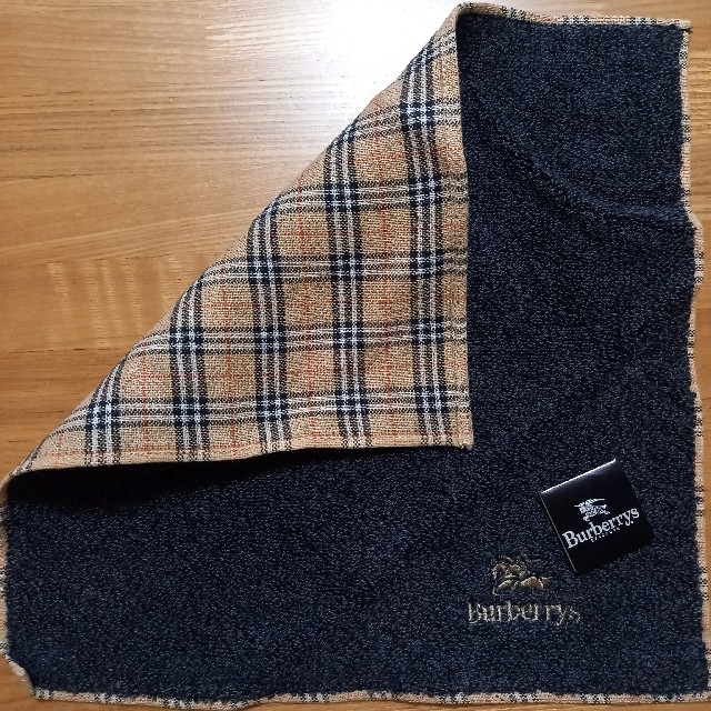 BURBERRY(バーバリー)のBURBERRY　バーバリー　ハンカチ　タオルハンカチ　2枚セット メンズのファッション小物(ハンカチ/ポケットチーフ)の商品写真