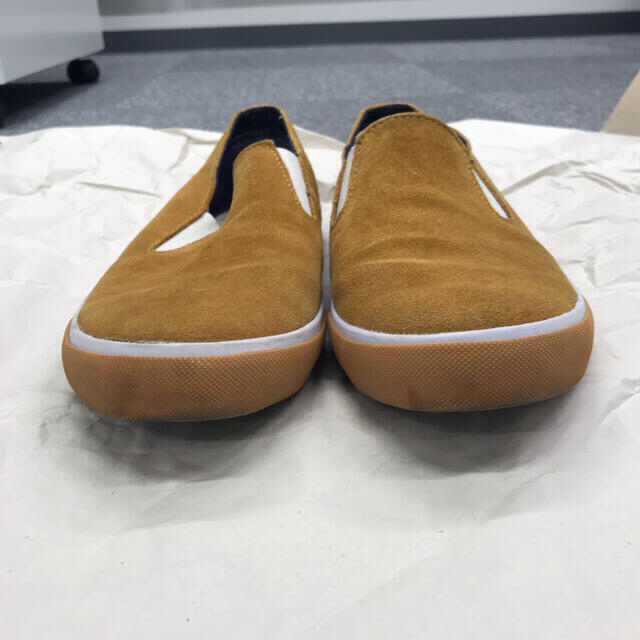 VANS(ヴァンズ)のGENERIC SURPLUS スエードスリッポン メンズの靴/シューズ(スリッポン/モカシン)の商品写真