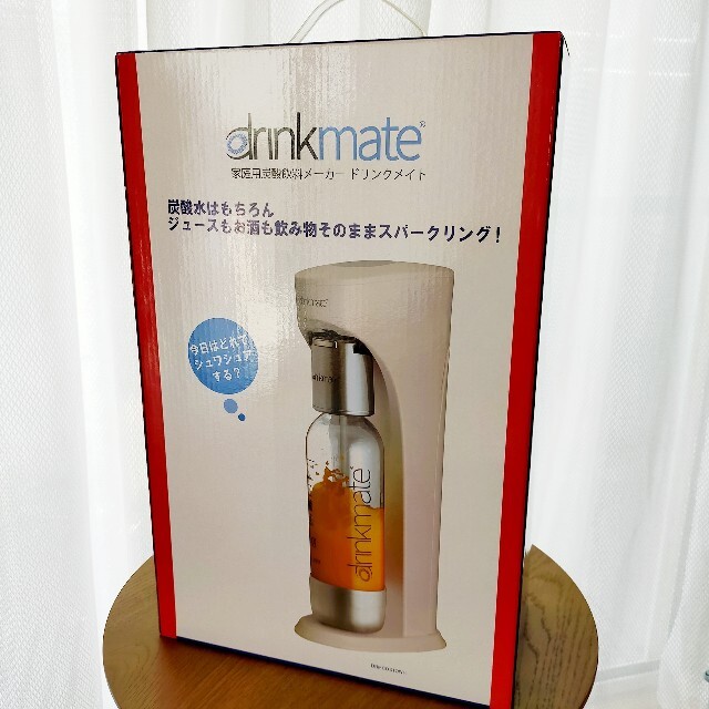 新品 drinkmate 家庭用炭酸飲料メーカー ガスボンベ付き ドリンクメイト インテリア/住まい/日用品のキッチン/食器(調理道具/製菓道具)の商品写真