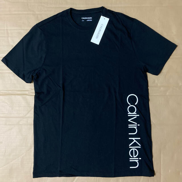 Calvin Klein(カルバンクライン)の新品   Calvin Klein カルバンクラインロゴTシャツ M ブラック メンズのトップス(Tシャツ/カットソー(半袖/袖なし))の商品写真