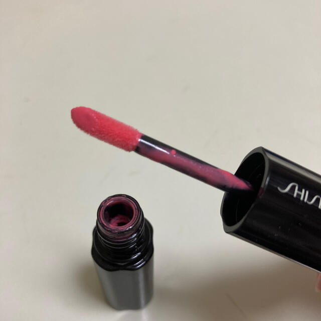 SHISEIDO (資生堂)(シセイドウ)の【値下げ】口紅•リップグロス コスメ/美容のベースメイク/化粧品(リップグロス)の商品写真