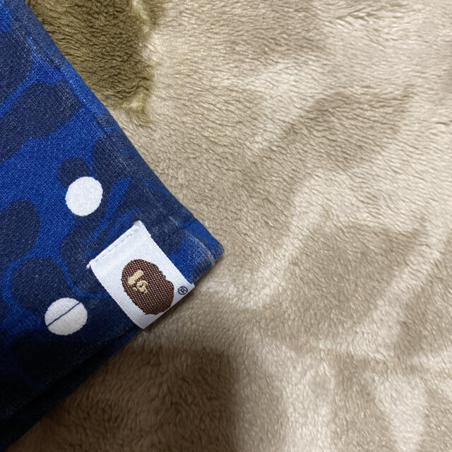 A BATHING APE(アベイシングエイプ)のAPE BAPE KAWS CAMO DOT ショーツ　ハーフパンツ　m 迷彩 メンズのパンツ(ショートパンツ)の商品写真