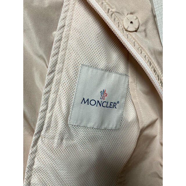 MONCLER(モンクレール)のモンクレール　ジーニアス　コート　0 シモーネロシャ　ロゴ　Moncler レディースのジャケット/アウター(スプリングコート)の商品写真