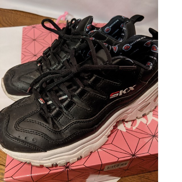 SKECHERS(スケッチャーズ)のスケッチャーズ 厚底スニーカー 韓国 24.5  レディースの靴/シューズ(スニーカー)の商品写真