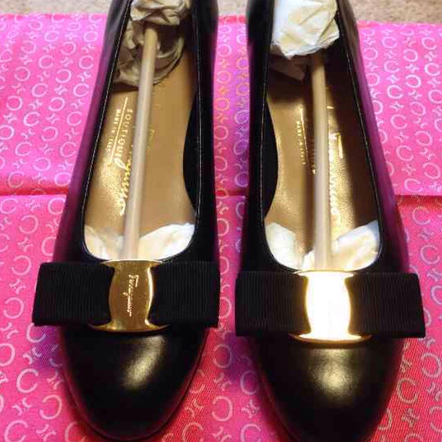 FERRAGAMO - ４６１０１８Ａ 様15日までお取り置きフ