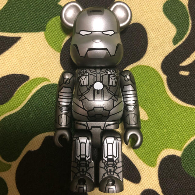 MEDICOM TOY(メディコムトイ)のアイアンマン　ベアブリック　100% be＠rbrick  シークレット エンタメ/ホビーのフィギュア(その他)の商品写真