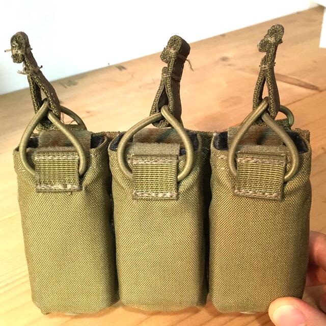 First Spear Triple Pistol Mag pouch エンタメ/ホビーのミリタリー(個人装備)の商品写真