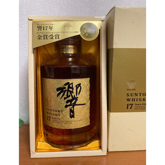 響 17年表記前 ゴールドラベル 700ml 箱付き