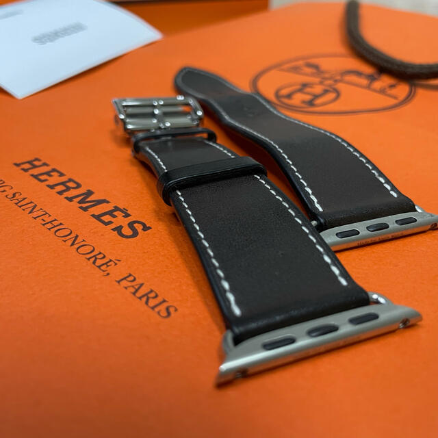 Hermes(エルメス)の【美品・週末値下げ】AppleWatch Hermès ディプロイアントバックル メンズの時計(レザーベルト)の商品写真