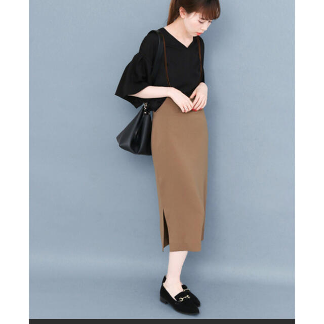 KBF(ケービーエフ)のKBF バッククロスハイウエストサロペットスカート　美品 レディースのスカート(その他)の商品写真