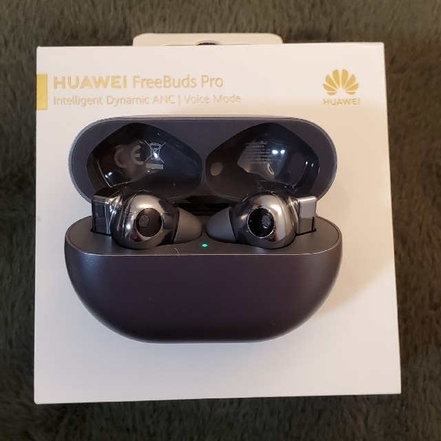 HUAWEI(ファーウェイ)のHUAWEI freebuds pro ワイヤレスイヤホン スマホ/家電/カメラのオーディオ機器(ヘッドフォン/イヤフォン)の商品写真