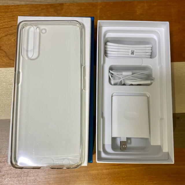 OPPO(オッポ)の【美品】OPPO/Reno3A(White) SIMフリー スマホ/家電/カメラのスマートフォン/携帯電話(スマートフォン本体)の商品写真