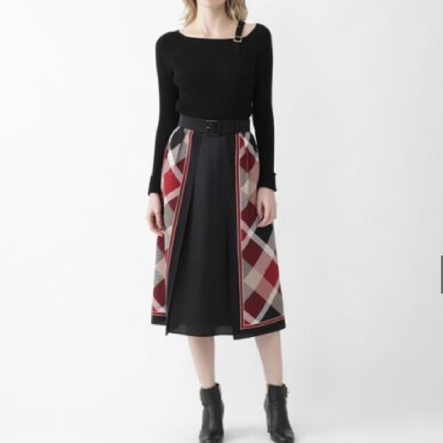 BURBERRY BLUE LABEL - ブルーレーベルクレストブリッジ ベルト付き