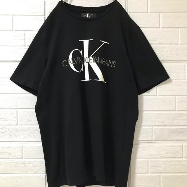 Calvin Klein(カルバンクライン)のカルバンクライン ジーンズ Ｔシャツ 黒 刺繍 フロントロゴ ビッグロゴ メンズのトップス(Tシャツ/カットソー(半袖/袖なし))の商品写真