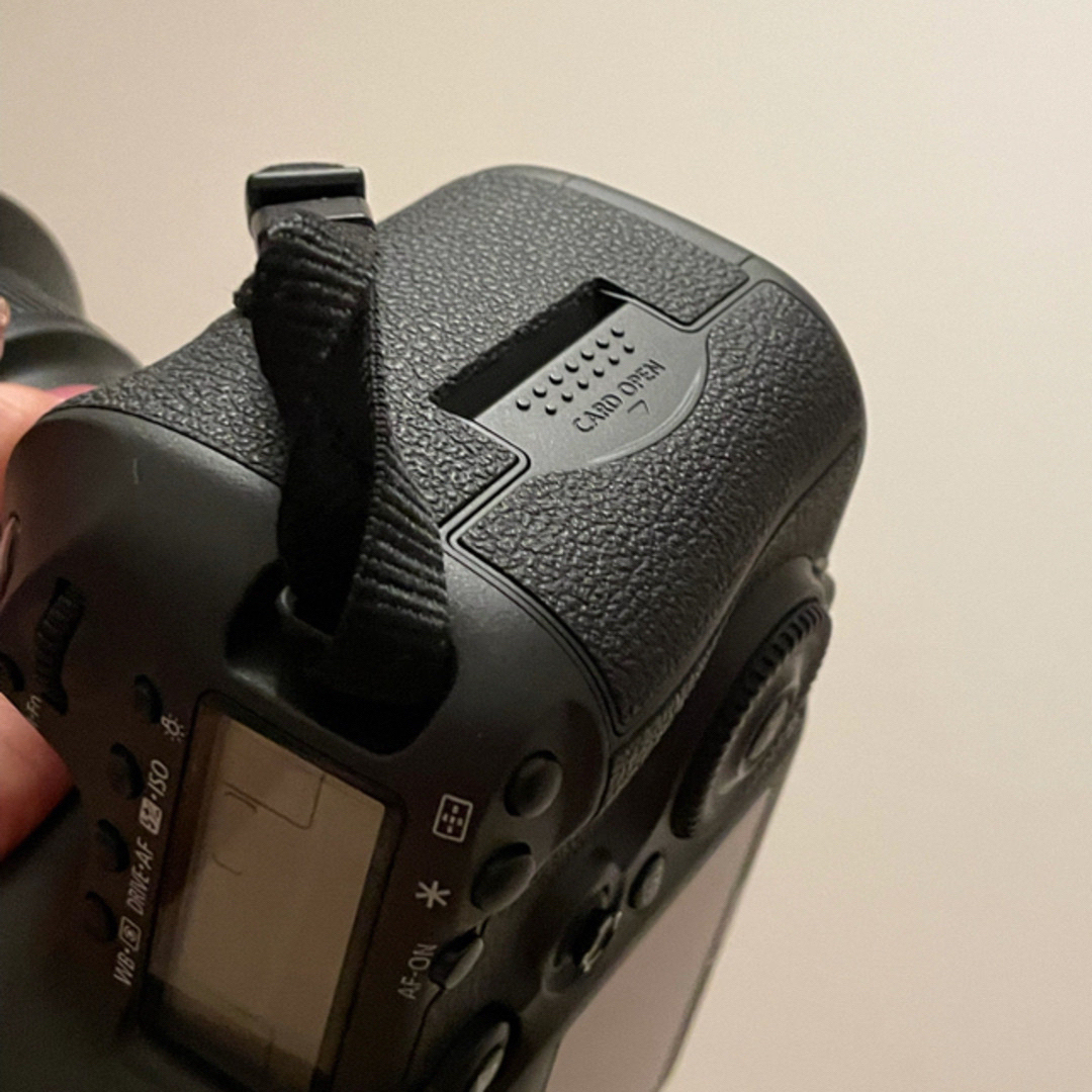 Canon(キヤノン)のEOS5Dmark3 ボディ スマホ/家電/カメラのカメラ(デジタル一眼)の商品写真