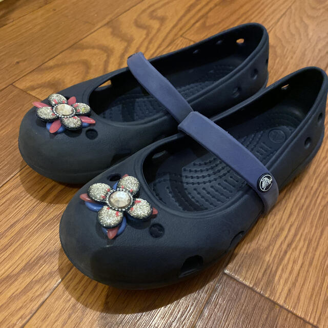 crocs(クロックス)のクロックス♡サンダル キッズ/ベビー/マタニティのキッズ靴/シューズ(15cm~)(サンダル)の商品写真