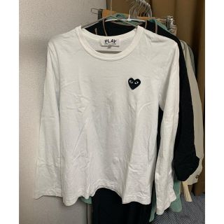 コムデギャルソン(COMME des GARCONS)のCOMME des GARCONS play ハートロゴ ロンT 即購入可能(Tシャツ(長袖/七分))