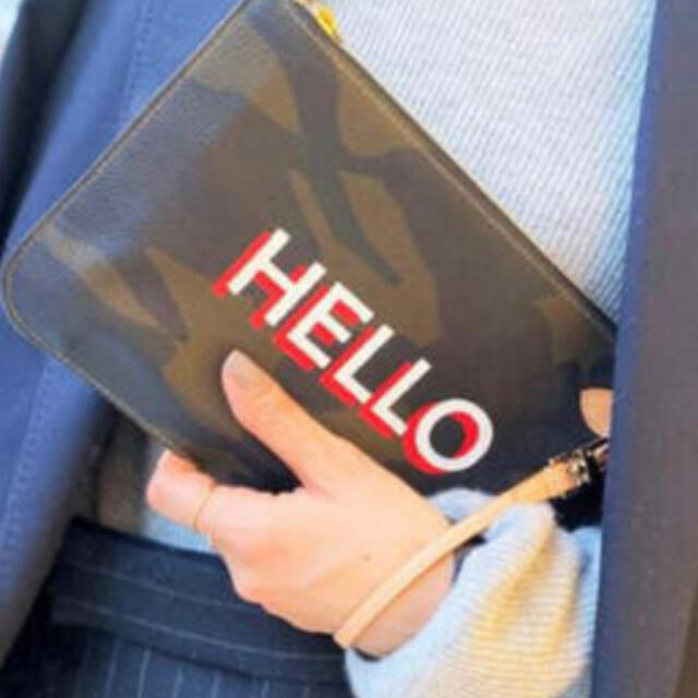 L'Appartement DEUXIEME CLASSE(アパルトモンドゥーズィエムクラス)の美品　L'Appartement Hello Bonjour Pouch レディースのファッション小物(ポーチ)の商品写真