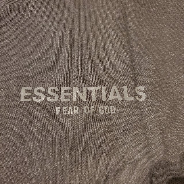 FEAR OF GOD(フィアオブゴッド)のfog essentials long sleeve tee size s レディースのトップス(Tシャツ(長袖/七分))の商品写真