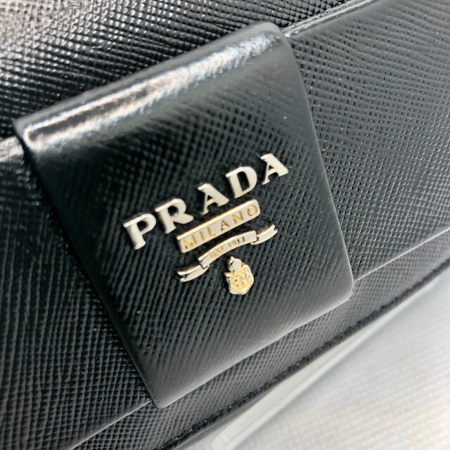 PRADA(プラダ)のPRADA　プラダ　長財布　サフィアーノ　リボン　人気 レディースのファッション小物(財布)の商品写真