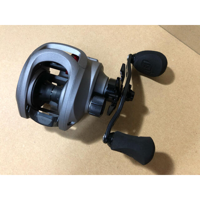 SHIMANO(シマノ)の13フィッシング インセプション ベイトリール USAメーカー 新品未使用品 スポーツ/アウトドアのフィッシング(リール)の商品写真