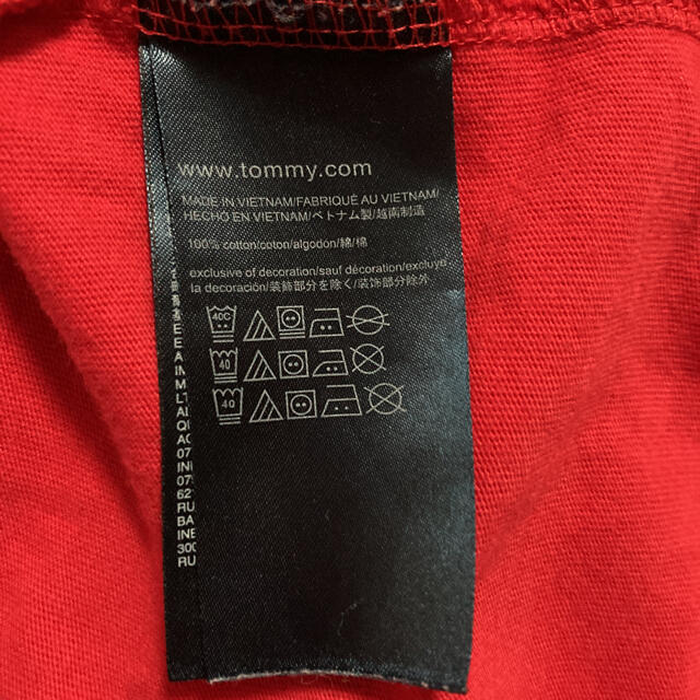 TOMMY HILFIGER(トミーヒルフィガー)の90s 古着 トミーヒルフィガー フラッグロゴ Tシャツ 赤 メンズのトップス(Tシャツ/カットソー(半袖/袖なし))の商品写真