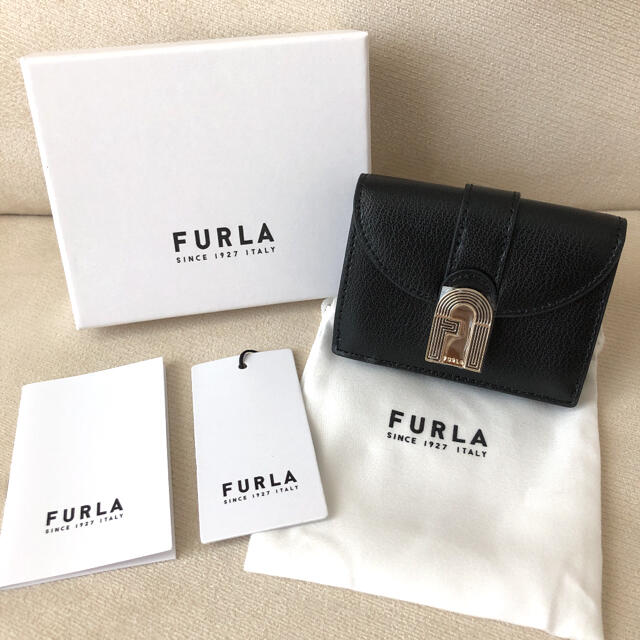 Furla(フルラ)の付属品全て有り新品★FURLA 1927 OPERA トライフォールドウォレット レディースのファッション小物(財布)の商品写真