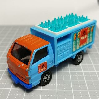 タカラトミー(Takara Tomy)の1125 トミカ いすゞ エルフ ボトルカー 水色/オレンジ/青 森永ラムネ(ミニカー)
