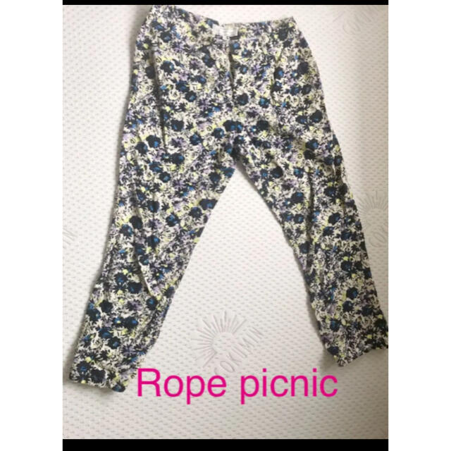 Rope' Picnic(ロペピクニック)のロペピクニック　パンツ　花柄 レディースのパンツ(カジュアルパンツ)の商品写真