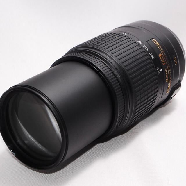 Nikon(ニコン)の❤️遠くの撮影に重宝❤Nikon AF-S 55-300mm 超望遠レンズ スマホ/家電/カメラのカメラ(レンズ(ズーム))の商品写真