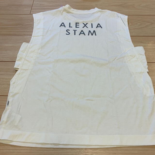 ALEXIA STAM(アリシアスタン)の新品未使用　アリシアスタン  ナージーコラボトップス　サイズフリー スポーツ/アウトドアのトレーニング/エクササイズ(ヨガ)の商品写真