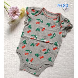 ベビーギャップ(babyGAP)の新品♡baby gap チェリーロンパース (ロンパース)