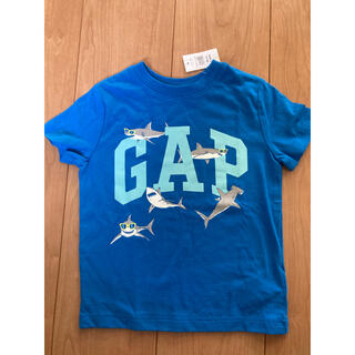ギャップキッズ(GAP Kids)の新品未使用✨ GAP ベビー キッズ   サメ柄ロゴTシャツ(Tシャツ/カットソー)