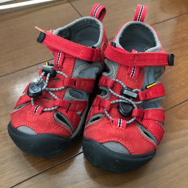 KEEN(キーン)のKEEN サンダル　18   CNX キッズ/ベビー/マタニティのキッズ靴/シューズ(15cm~)(サンダル)の商品写真