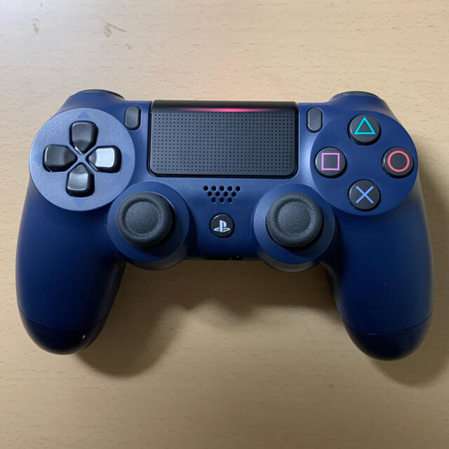 PlayStation4(プレイステーション4)の【純正】PS4 コントローラー DUALSHOCK 4 ミッドナイトブルー エンタメ/ホビーのゲームソフト/ゲーム機本体(その他)の商品写真