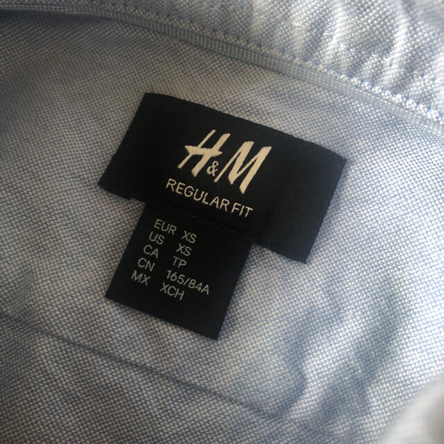 H&M(エイチアンドエム)のメンズ　エイチアンドエム　シャツ　ブルー メンズのトップス(シャツ)の商品写真