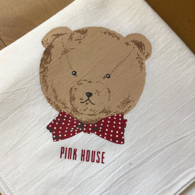 PINK HOUSE(ピンクハウス)のピンクハウス くまちゃんのクロス 白色 レディースのファッション小物(ハンカチ)の商品写真