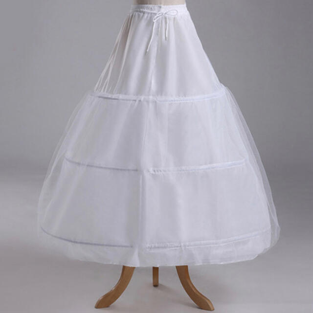 パニエ💍　3段フリル レディースのフォーマル/ドレス(ウェディングドレス)の商品写真