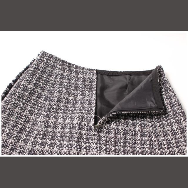 FOXEY(フォクシー)のフォクシー FOXEY スカート ツイード ミニ 台形 38 黒 ブラック 白 レディースのスカート(ミニスカート)の商品写真