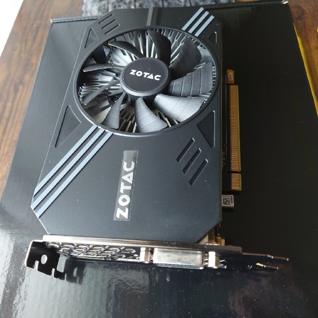 ZOTAC Geforce GTX 1060 6GB Single FanGDDR5メモリバス