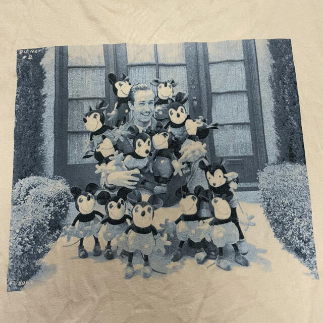merry jenny(メリージェニー)の未使用　メリージェニー　ビッグTシャツ　ビンテージ加工　ベージュ　ミッキー レディースのトップス(Tシャツ(半袖/袖なし))の商品写真