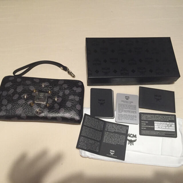 MCM - 【ゲリラセール】MCM loveless ラブレス コラボ 長財布の通販 by