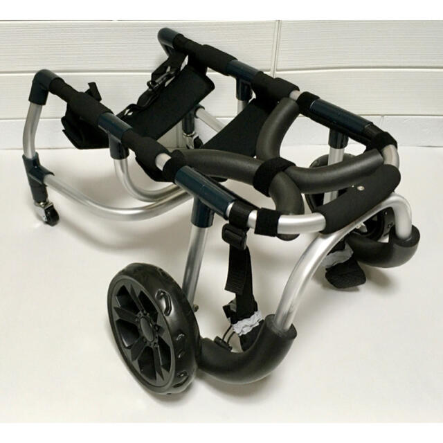 ■犬の車椅子 中型犬用4輪車いす 9～18kg位 歩行器 介護