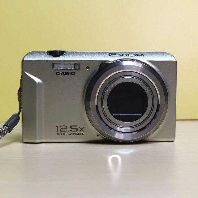 CASIO(カシオ)のカシオ　EX-ZS150 ゴールド スマホ/家電/カメラのカメラ(コンパクトデジタルカメラ)の商品写真